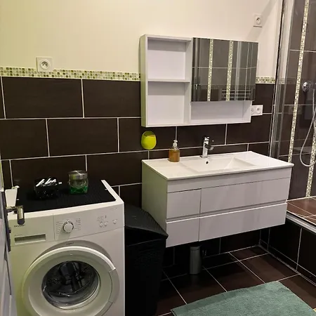 Le Normand Y Apartment *